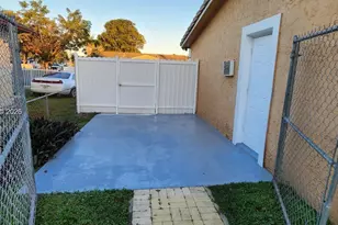 17200 NW 51st Pl, Miami Gardens, FL 33055 - Photo 10