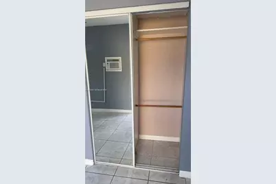 17200 NW 51st Pl #C, Miami Gardens, FL 33055 - Photo 6