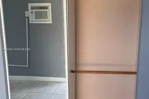 17200 NW 51st Pl, Miami Gardens, FL 33055 - Photo 6