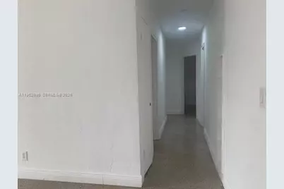 243 SW 21st Way, Fort Lauderdale, FL 33312 - Photo 8