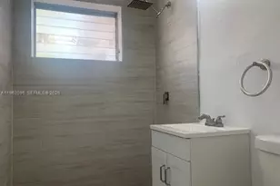 243 SW 21st Way, Fort Lauderdale, FL 33312 - Photo 4