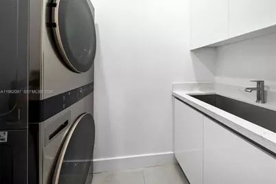 325 SW 16th St #A, Fort Lauderdale, FL 33315 - Photo 24