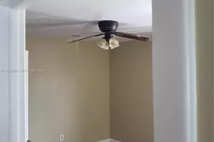 1930 NW 119th St, Miami, FL 33167 - Photo 6