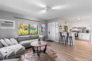 715 NE 6th St, Hallandale Beach, FL 33009 - Photo 1