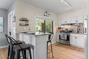 715 NE 6th St, Hallandale Beach, FL 33009 - Photo 6