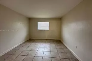 1008 NW 45th Ave, Miami, FL 33126 - Photo 16