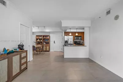 2000 N Bayshore Dr #909, Miami, FL 33137 - Photo 14