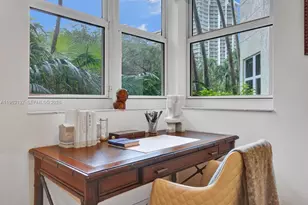 20000 E Country Club Dr, Aventura, FL 33180 - Photo 14