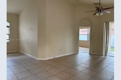 3964 NE 11th Dr #3964, Homestead, FL 33033 - Photo 4