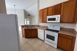 3964 NE 11th Dr, Homestead, FL 33033 - Photo 6