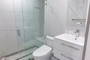 2840 NW 13th St, Miami, FL 33125 - Photo 8