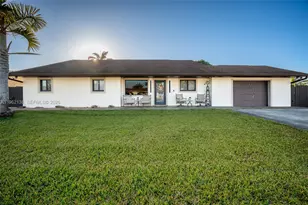 1760 NW 12th Ave, Homestead, FL 33030 - Photo 2