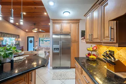 1760 NW 12th Ave, Homestead, FL 33030 - Photo 14