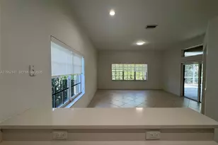 4273 Fox Ridge Dr, Weston, FL 33331 - Photo 12
