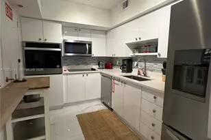 3901 S Ocean Dr, Hollywood, FL 33019 - Photo 6