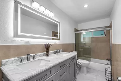 19711 NW 4th Ave, Miami Gardens, FL 33169 - Photo 18