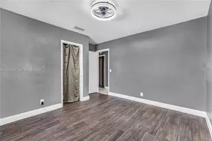 480 NE 51st St, Oakland Park, FL 33334 - Photo 16