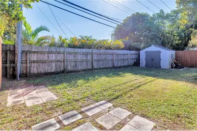 480 NE 51st St, Oakland Park, FL 33334 - Photo 30