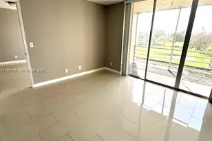 9470 Live Oak Pl, Davie, FL 33324 - Photo 16