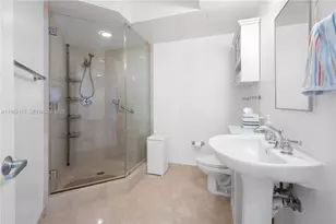 6365 Collins Ave, Miami Beach, FL 33141 - Photo 18