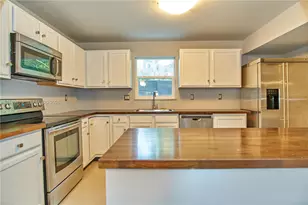 25 NE 12th St, Fort Lauderdale, FL 33304 - Photo 8