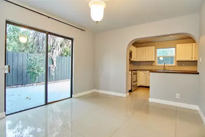 25 NE 12th St, Fort Lauderdale, FL 33304 - Photo 6
