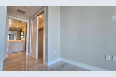 100 E Las Olas Blvd #2202, Fort Lauderdale, FL 33301 - Photo 18