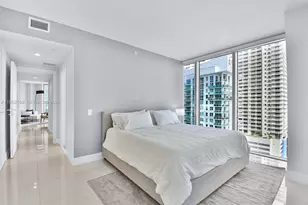 1300 Brickell Bay Dr, Miami, FL 33131 - Photo 18