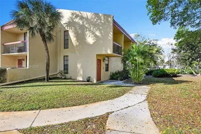 781 SE 1st Way #79, Deerfield Beach, FL 33441 - Photo 1