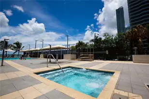 600 NE 36th St, Miami, FL 33137 - Photo 22