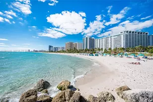 2899 Collins Ave, Miami Beach, FL 33140 - Photo 18