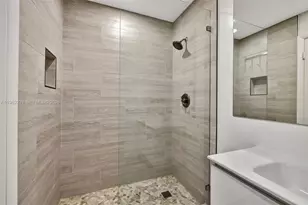 499 SE 13th St, Fort Lauderdale, FL 33316 - Photo 46