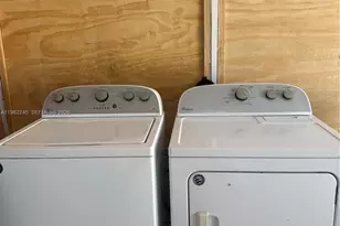 2551 W 64th Pl, Hialeah, FL 33016 - Photo 18