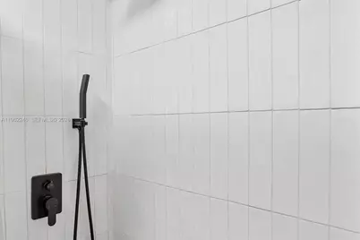 385 NW 36th Ave, Deerfield Beach, FL 33442 - Photo 16