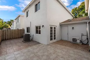 9481 Stanley Ln, Tamarac, FL 33321 - Photo 28