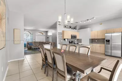 2130 SE 16th Ave, Homestead, FL 33035 - Photo 8