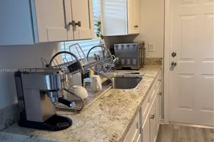 3500 Harrison St, Hollywood, FL 33021 - Photo 30