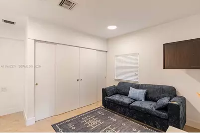 636 Hibiscus Dr #0, Hallandale Beach, FL 33009 - Photo 46