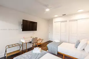 636 Hibiscus Dr, Hallandale Beach, FL 33009 - Photo 44