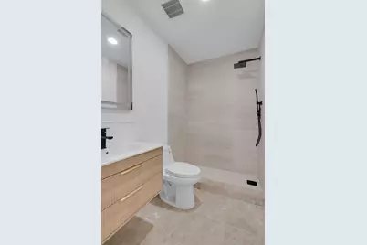 7412 Big Cypress Dr, Miami Lakes, FL 33014 - Photo 24
