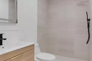 7412 Big Cypress Dr, Miami Lakes, FL 33014 - Photo 18