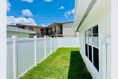 5701 NW 28th St #1-3, Lauderhill, FL 33313 - Photo 32