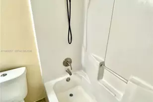 3690 N 56th Ave, Hollywood, FL 33021 - Photo 26