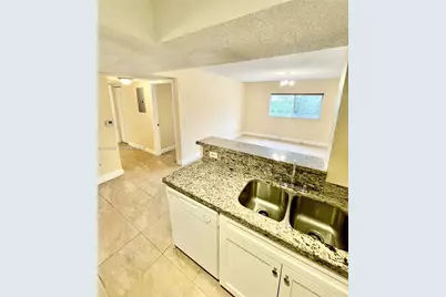 3690 N 56th Ave #921, Hollywood, FL 33021 - Photo 4