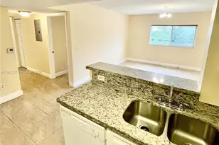 3690 N 56th Ave, Hollywood, FL 33021 - Photo 4