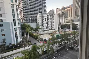 210 SW 11th St, Miami, FL 33130 - Photo 16