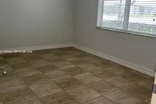 9235 Lagoon Pl, Davie, FL 33324 - Photo 6