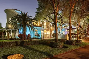 9076 SW 59th Ct, Pinecrest, FL 33156 - Photo 16