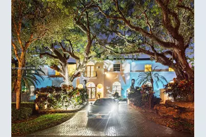 9076 SW 59th Ct, Pinecrest, FL 33156 - Photo 12