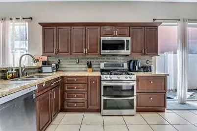 13124 SW 54th Ct, Miramar, FL 33027 - Photo 8